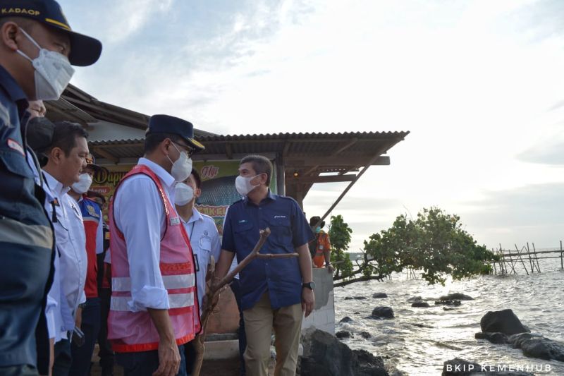 1657019125310760.jpg Kemenhub kaji dukungan pelabuhan untuk Kawasan Industri Terpadu Batang.jpg