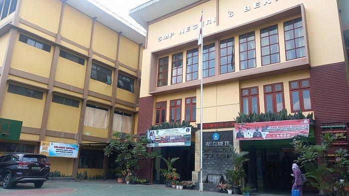 勿加西市初中学校图书馆人员猥亵多名女学生 已被刑拘