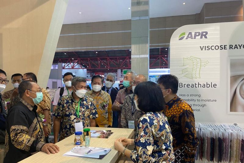 1660207912636779.jpeg Kemenperin apresiasi industri tekstil bertahan di tengah pandemi.jpeg
