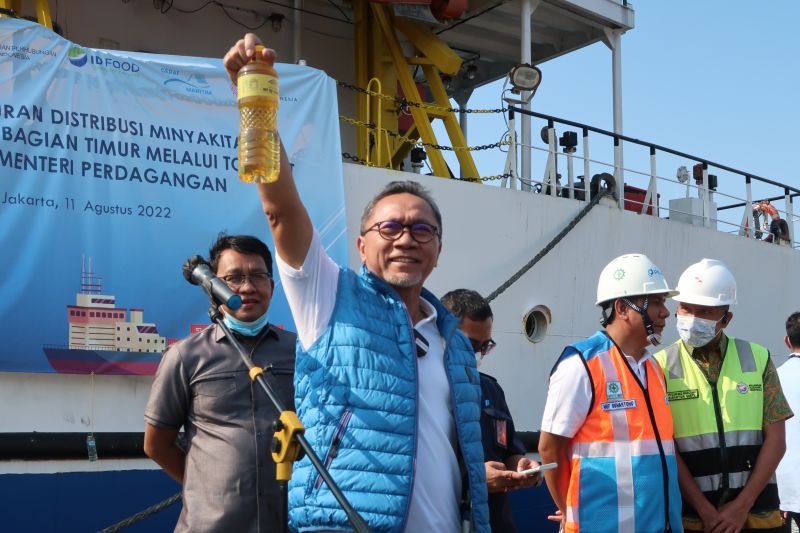 1660219772645202.jpg Pemerintah kirim 1,3 juta ton minyak goreng ke wilayah timur Indonesia.jpg