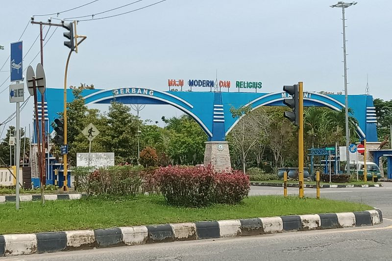1661782632955169.jpg Investasi kepelabuhanan berkembang di Penajam seiring keberadaan IKN.jpg