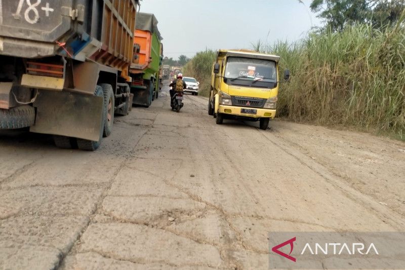 1664886697257843.jpg Tol khusus truk tambang di Bogor mulai dibangun Desember 2022.jpg