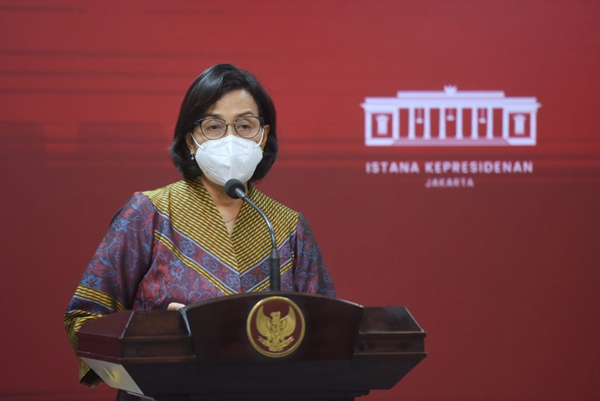 1648649109808746.jpg (2)Dana pemda yang parkir di bank.jpg