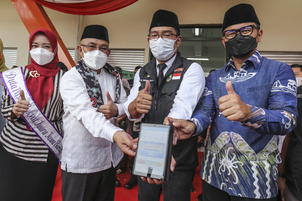 1649427413263488.jpg (foto HL)PERESMIAN PASAR RAKYAT DI DEPOK.jpg
